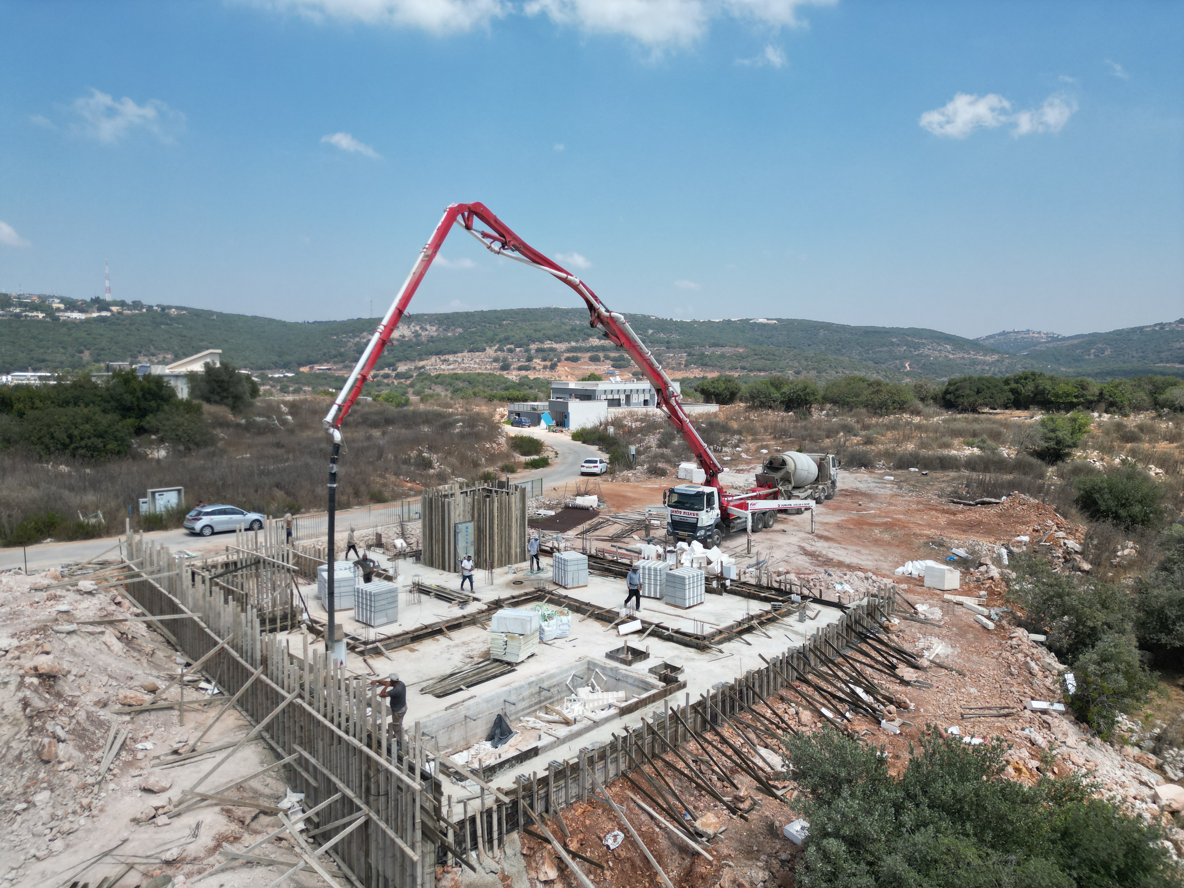 שלד הבניין